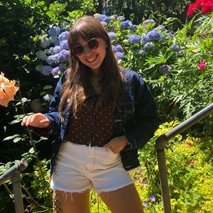 Meet your Posher, Jillian